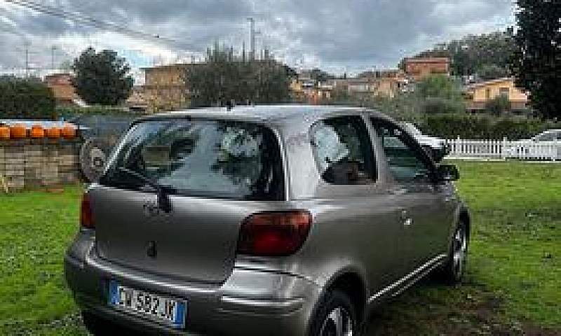 Toyota Yaris 1.0 3 P...
