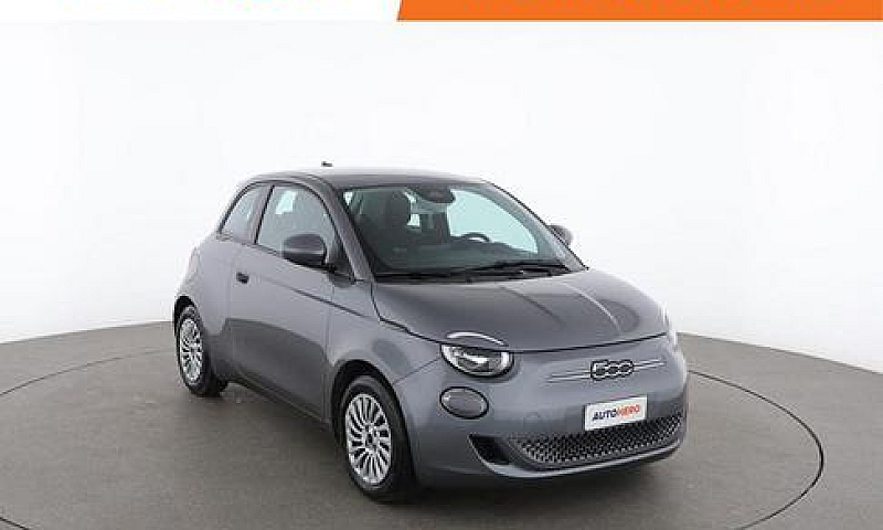Fiat 500E Py54596...