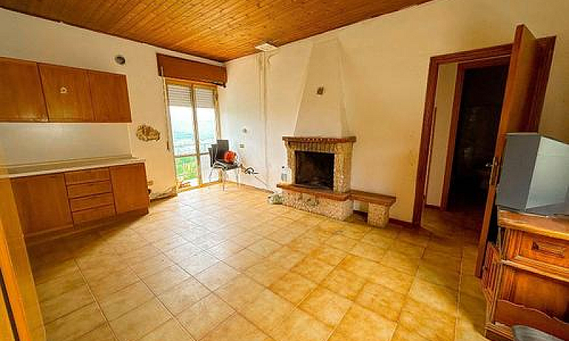 Casa E Terreno A Noc...
