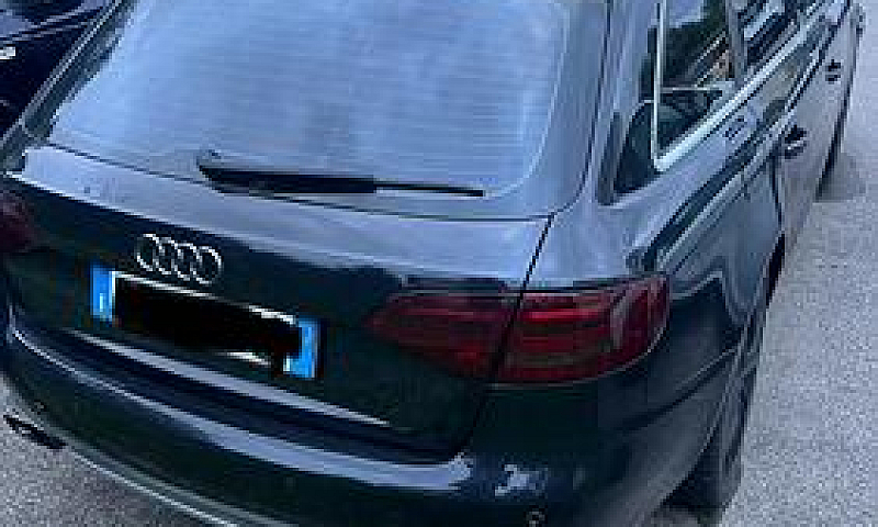 Audi A4 B8...
