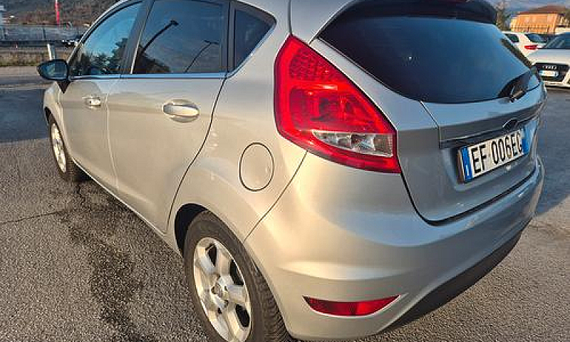 Ford Fiesta Fiesta 1...