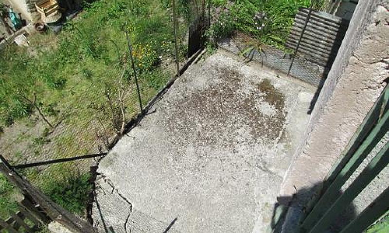 Porzione Di Casa - R...
