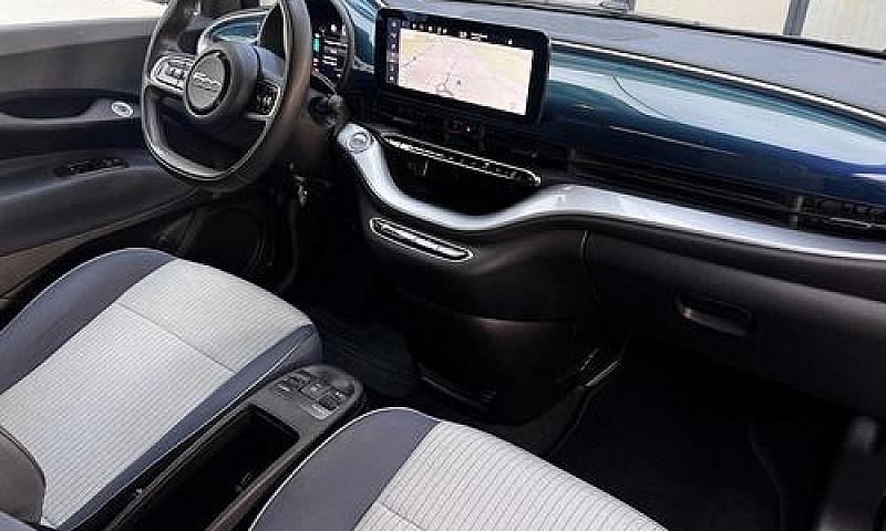Fiat 500E Passion Be...