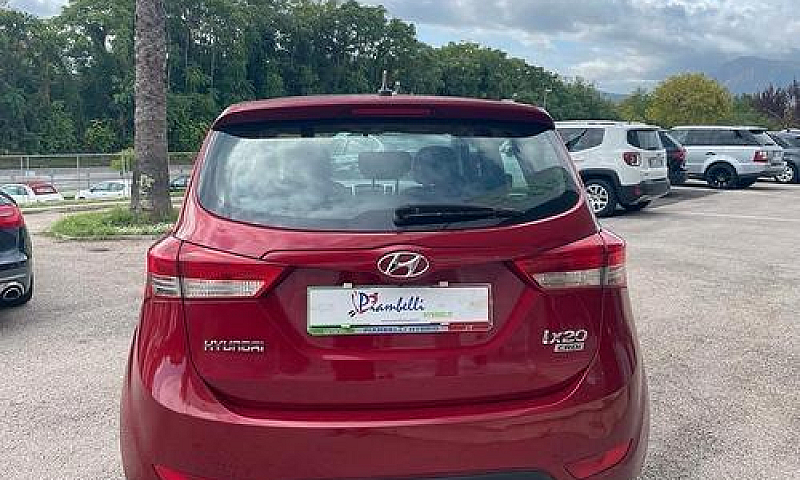 Hyundai Ix20 1.4 Crd...
