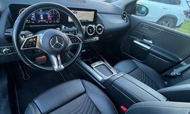Mercedes-Benz B 180 ...
