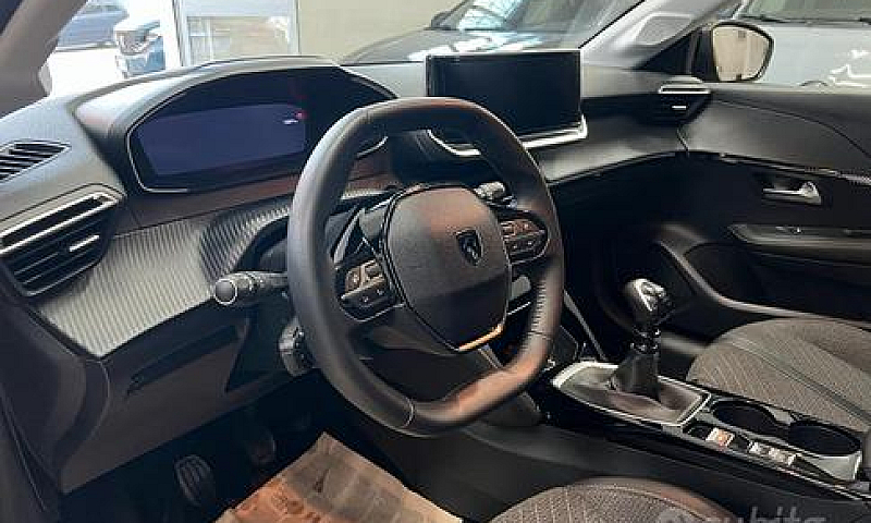 Peugeot 208 Allure...