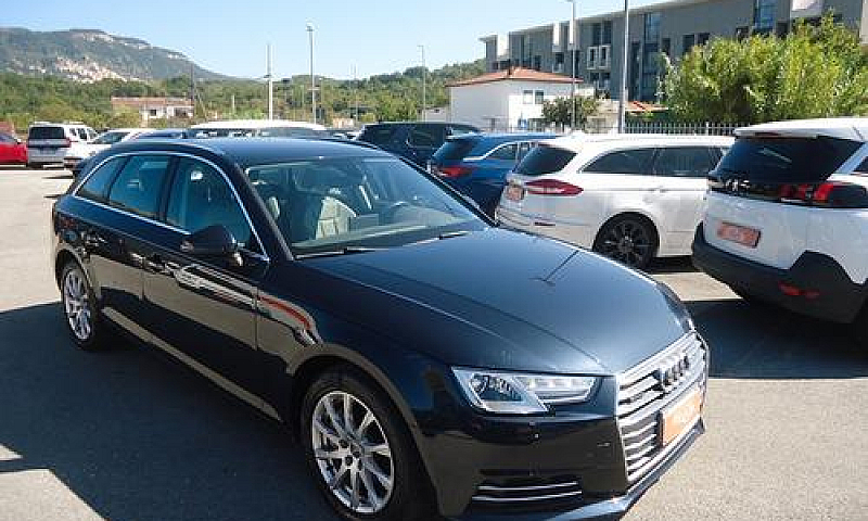 Audi A4 Avant 40 2.0...