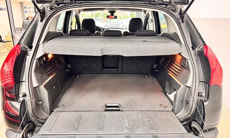 Peugeot 3008 1.6 Hdi...