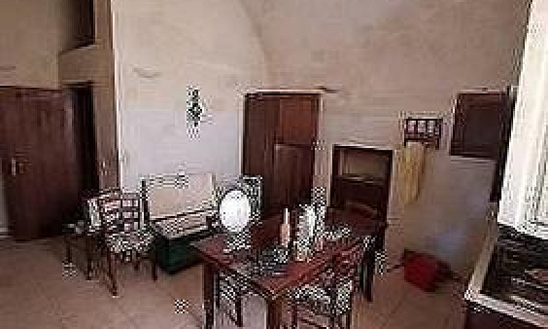 Trivani Con Terrazzo...