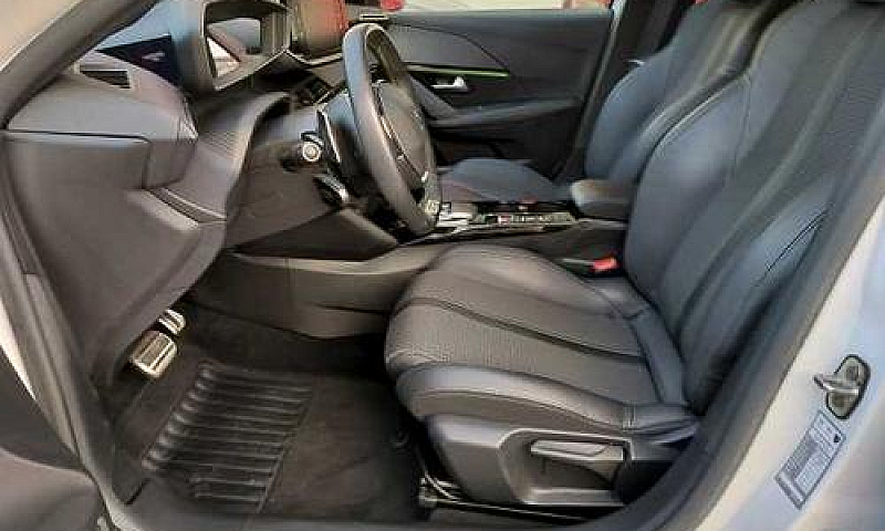 Peugeot 208 Puretech...