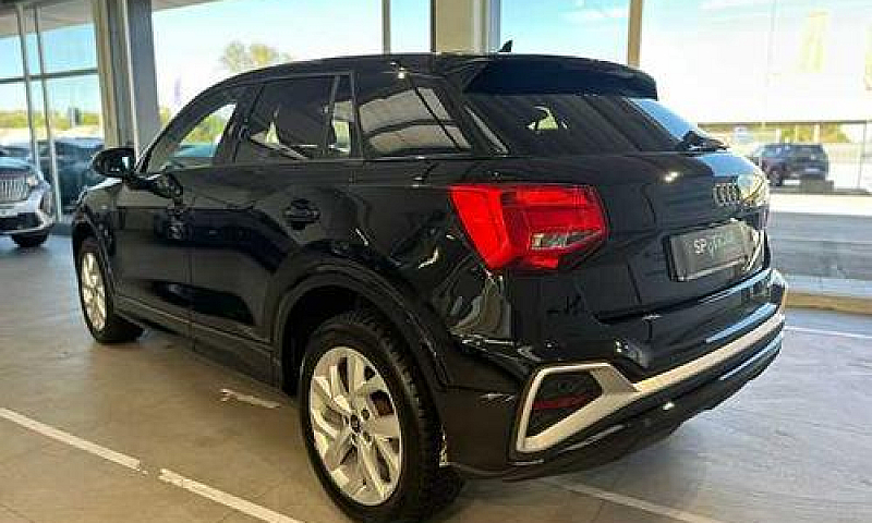 Audi Q2 35 Tfsi S Tr...