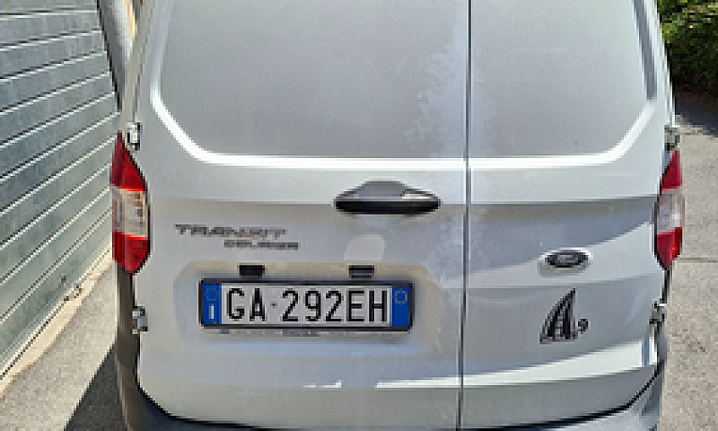 Ford Courier 2020...