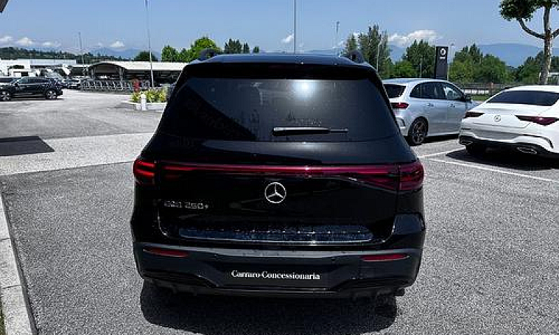 Mercedes-Benz Eqb 25...