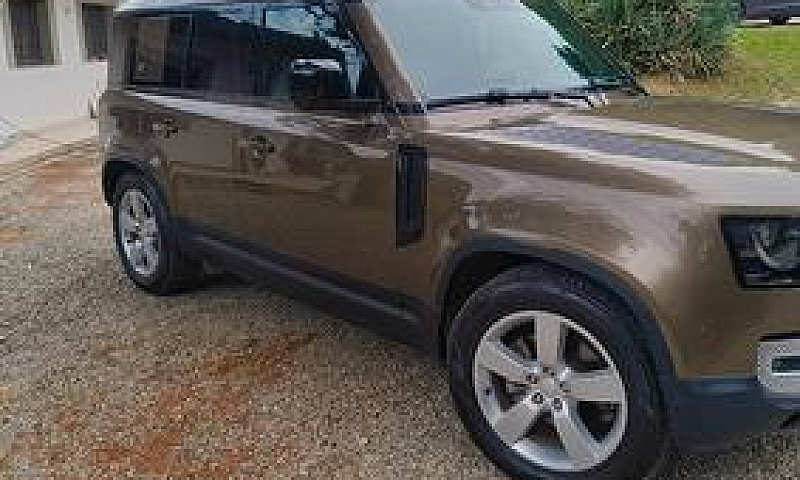 Land Rover Defender ...
