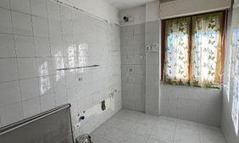 Trilocale Con Cucina...