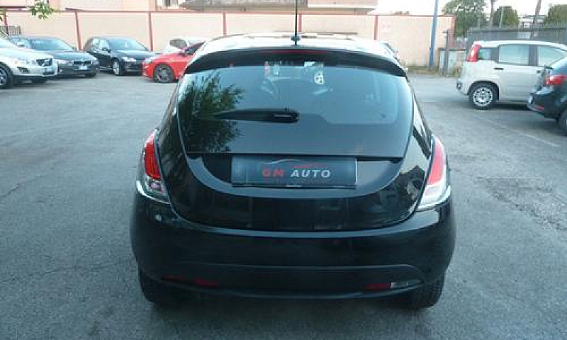 Lancia Ypsilon 1.0 F...
