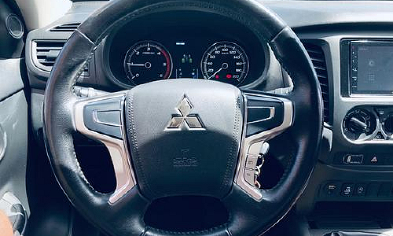 Mitsubishi L200 2.3 ...