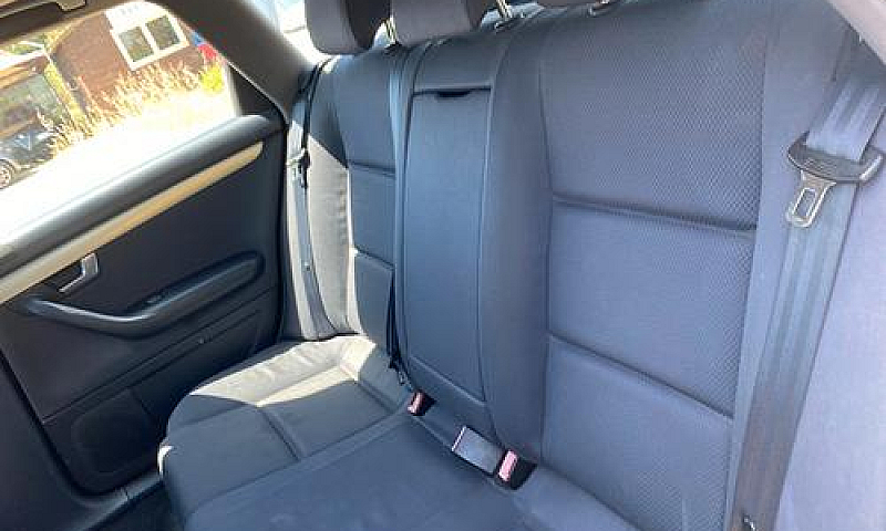 Audi A4 Avant 1.9 Td...