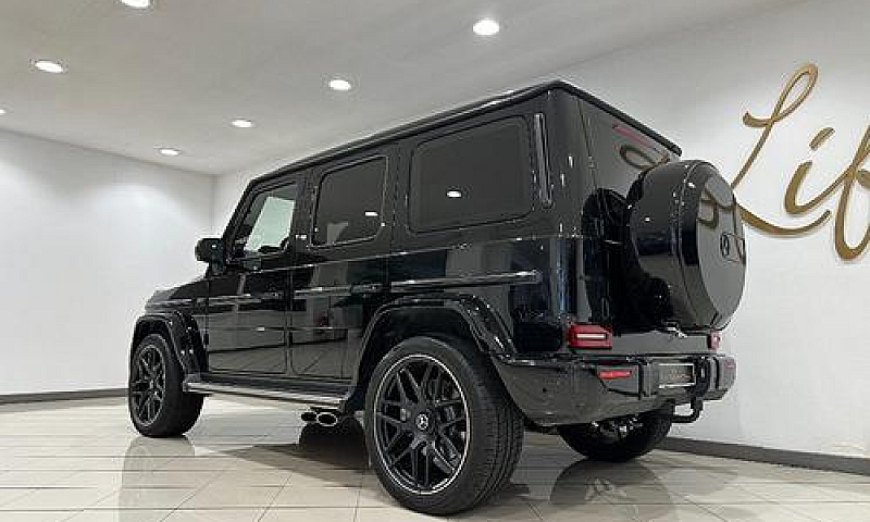 Mercedes-Benz G 63 A...