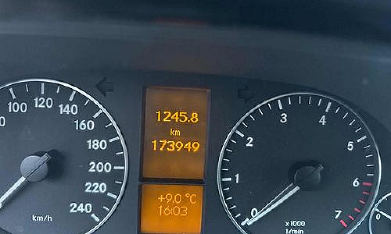 Mercedes-Benz A 160 ...