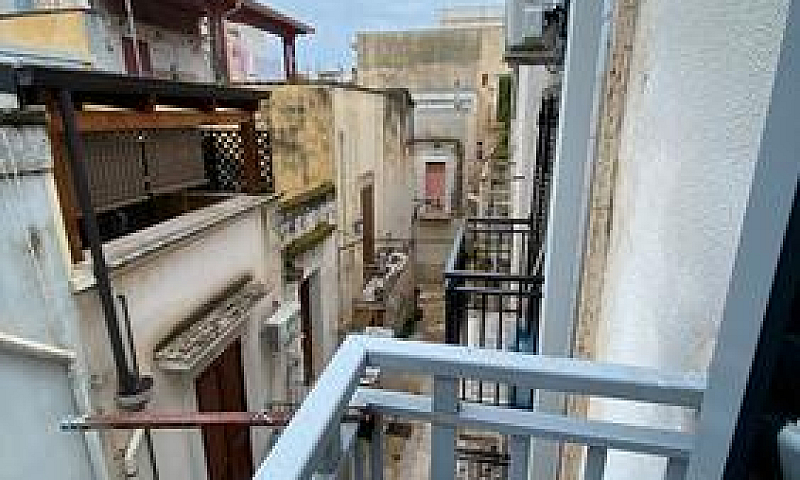 Mola Di Bari-Centro-...