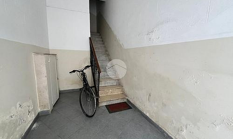 4 Locali A Palermo...