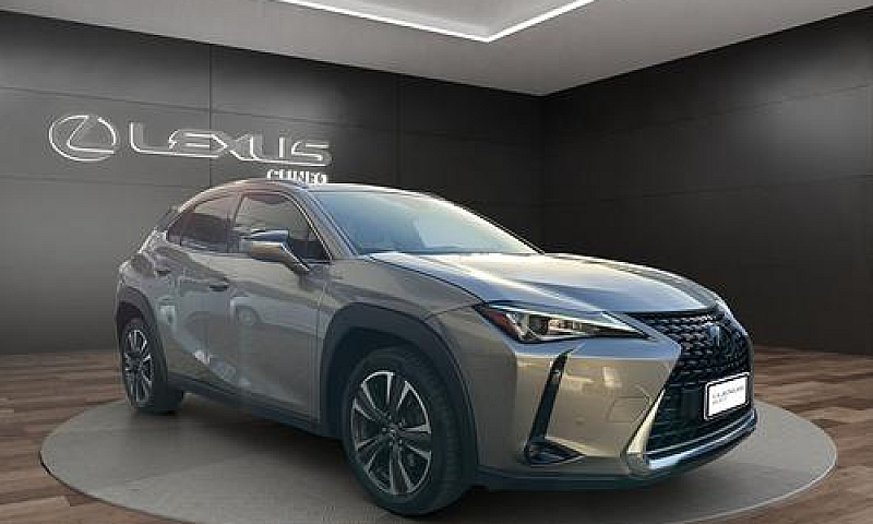 Lexus Ux 250H 2.0 Pr...