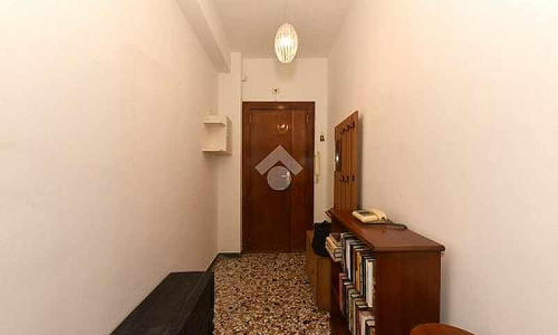 3 Locali A Cagliari...