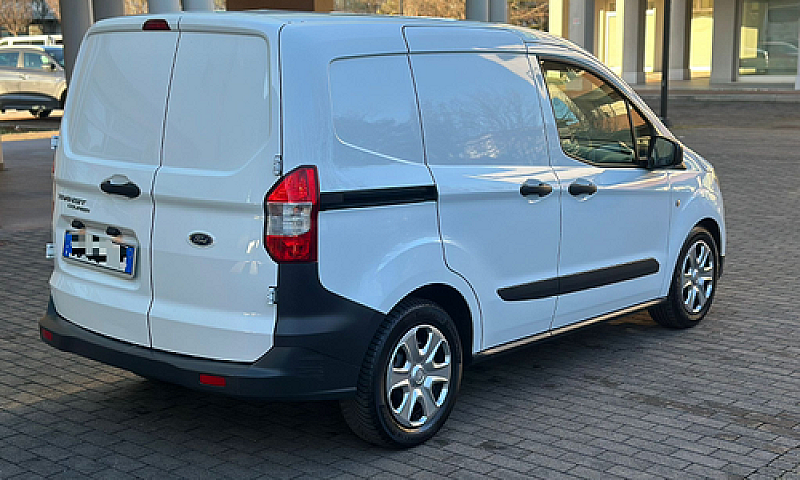 Ford Transit Courrie...