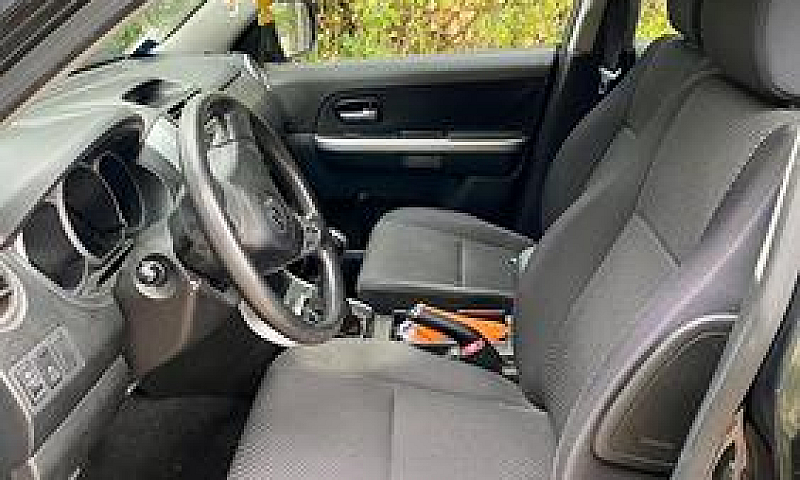 Suzuki Grand Vitara ...