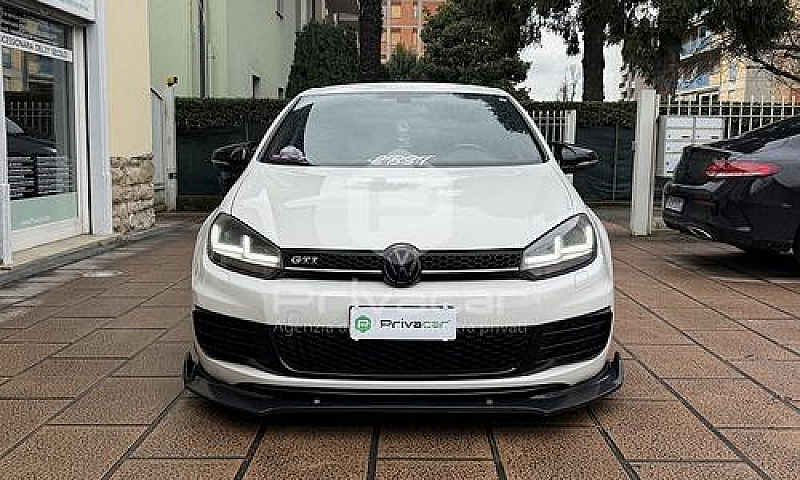 Volkswagen Golf 2.0 ...