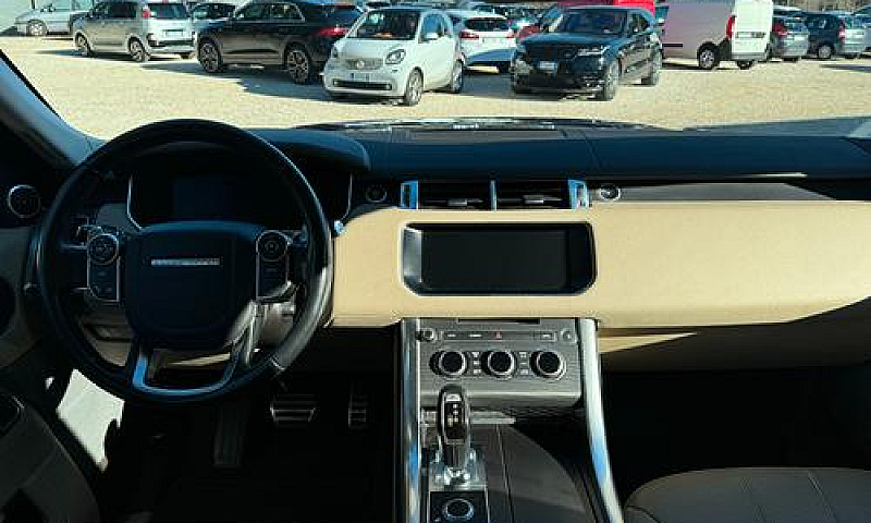 Land Rover Range Spo...