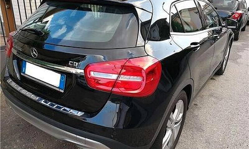 Mercedes-Benz Gla 2....
