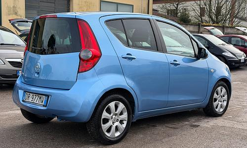 Opel Agila 1.0 12V 6...