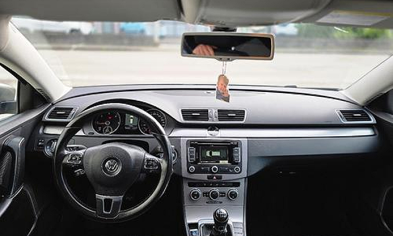 Volkswagen Passat...