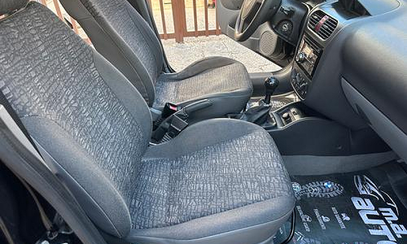 Opel Corsa 1.2I 16V ...