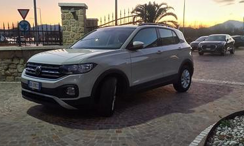 Volkswagen T-Cross 1...