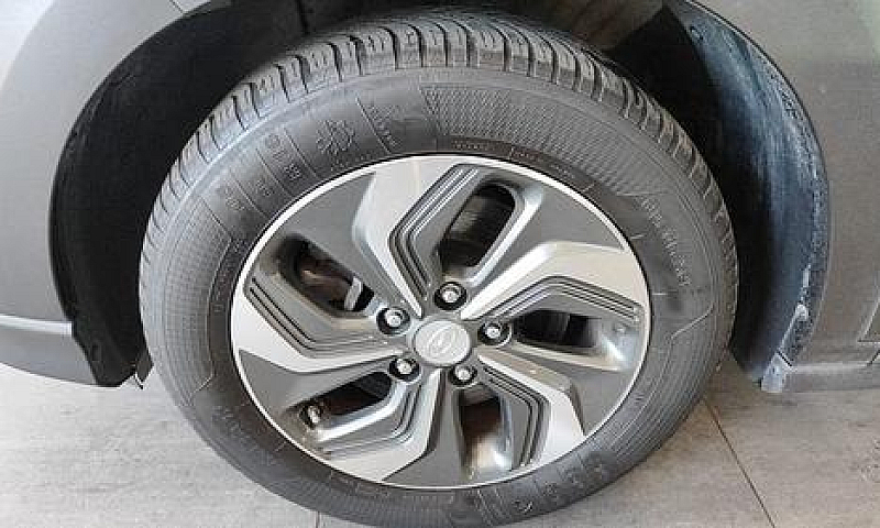 Hyundai Kona Hev 1.6...