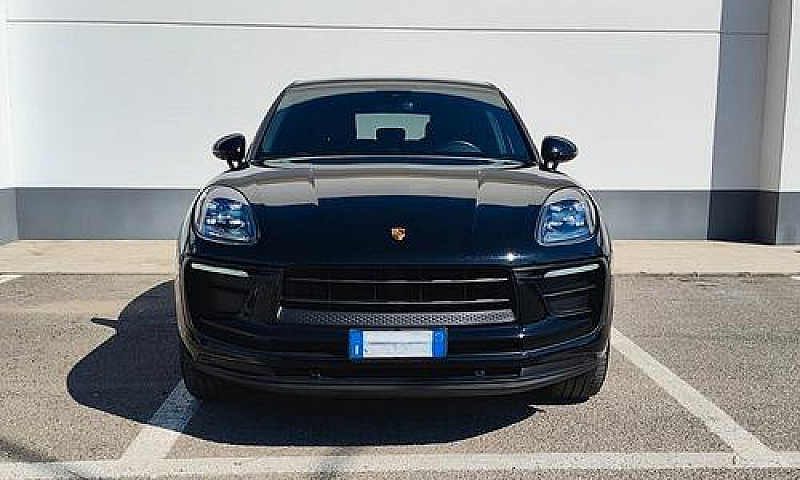 Porsche Macan 2.0...