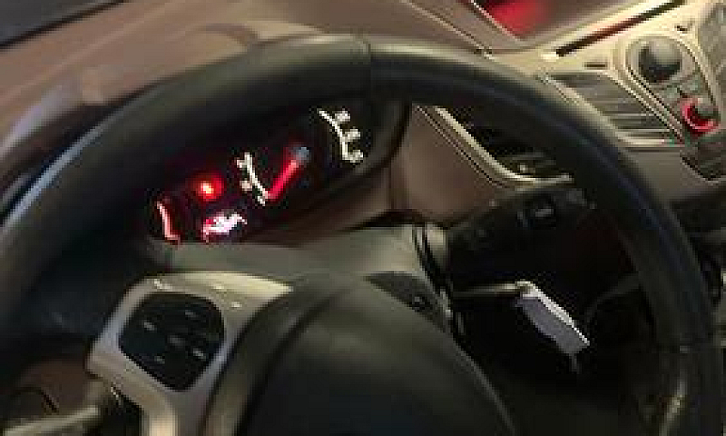 Ford Fiesta 1.5 Tdci...