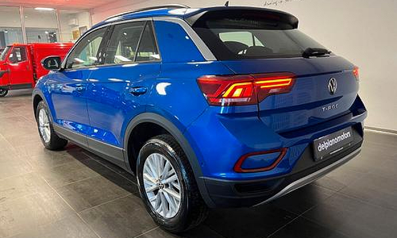Volkswagen T-Roc 1.0...