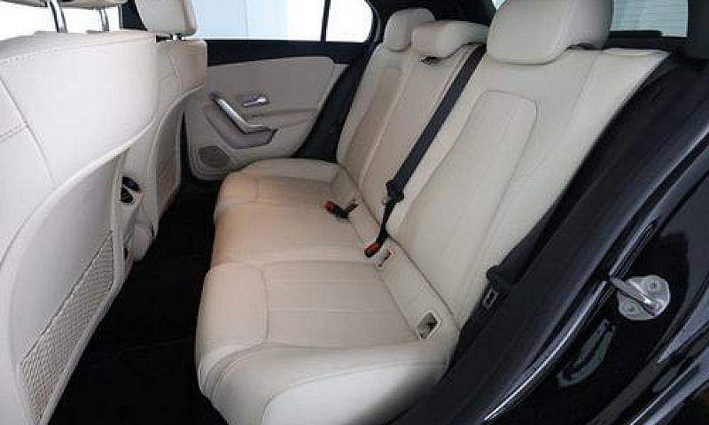 Mercedes-Benz A 180 ...
