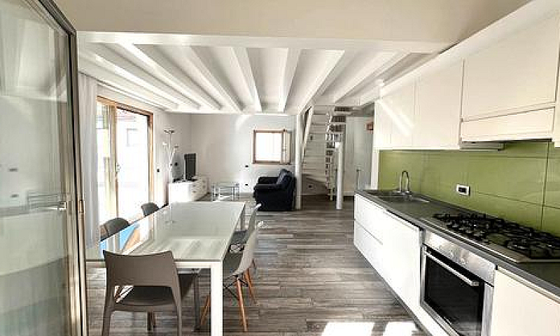 Elegante Duplex Ulti...