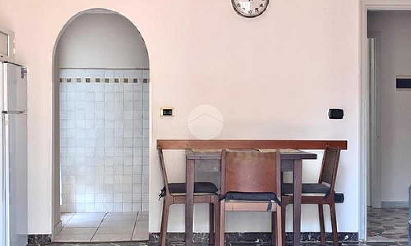3 Locali A Firenze...