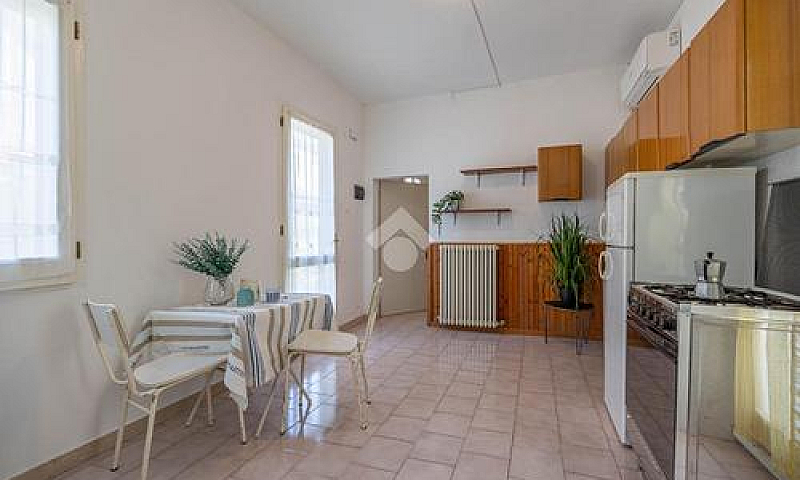 2 Locali A Cervia...