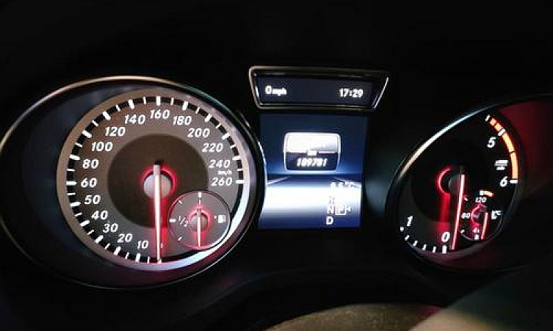Mercedes-Benz Gla 20...
