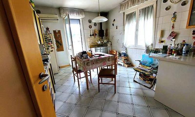 Lavis, Ampio Apparta...