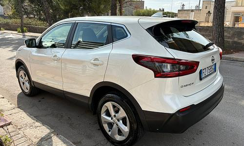 Nissan Qashqai 1.5 D...