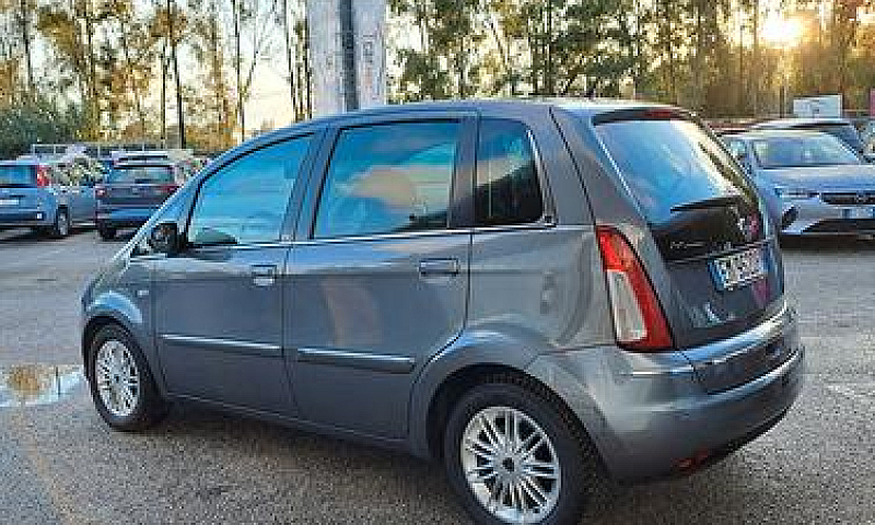 Lancia Musa 1.4 Bz 9...