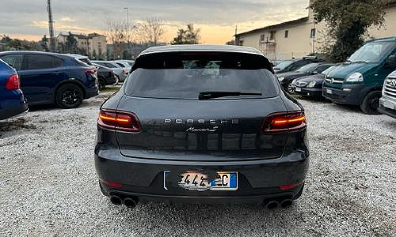 Porsche Macan 3.0 S ...